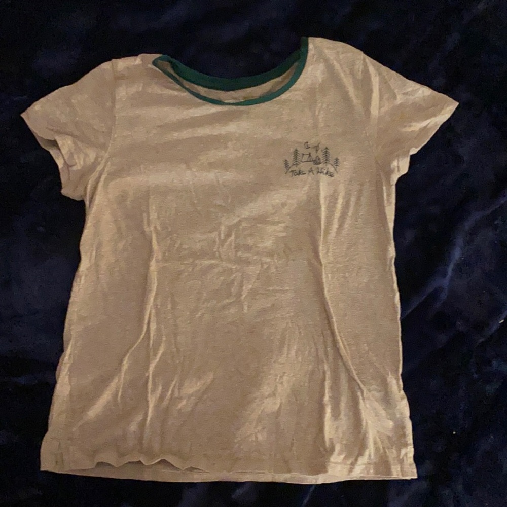old navy crewneck t-shirt "take a hike" medium